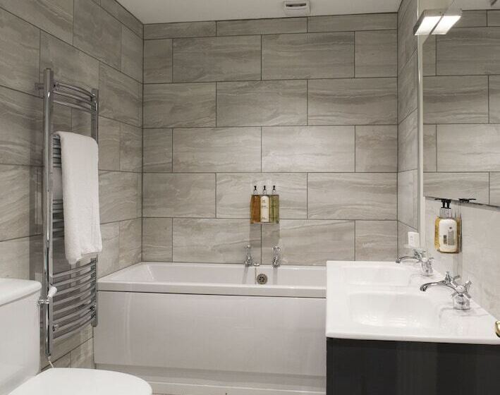 Отель Royal Seven Stars