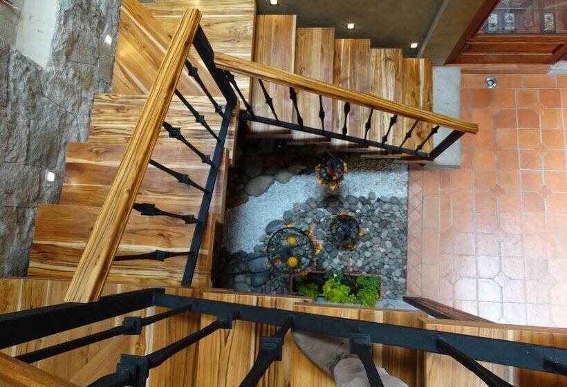 בית מלון כפרי Siena