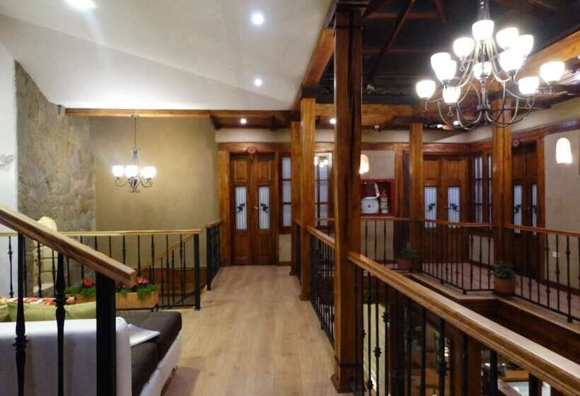 בית מלון כפרי Siena