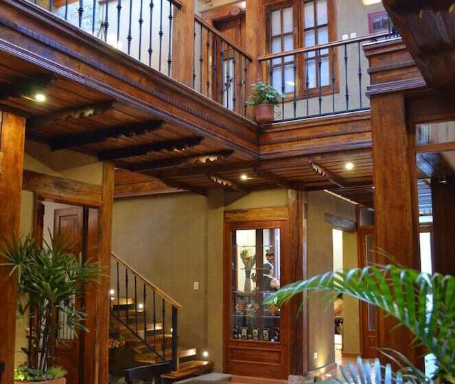 בית מלון כפרי Siena