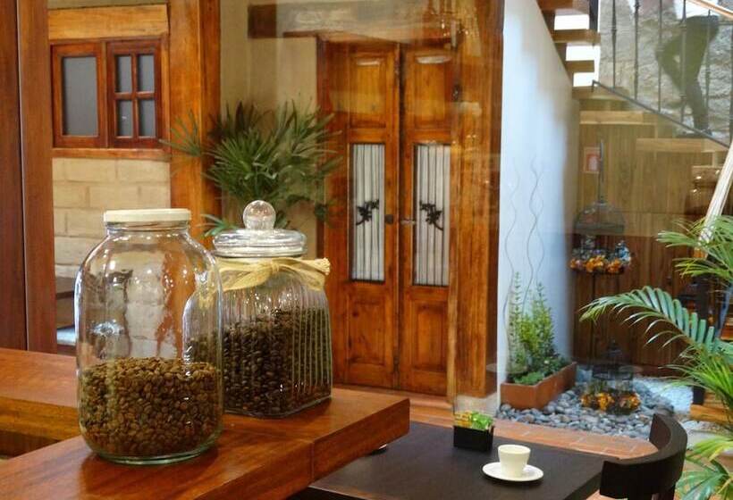 בית מלון כפרי Siena