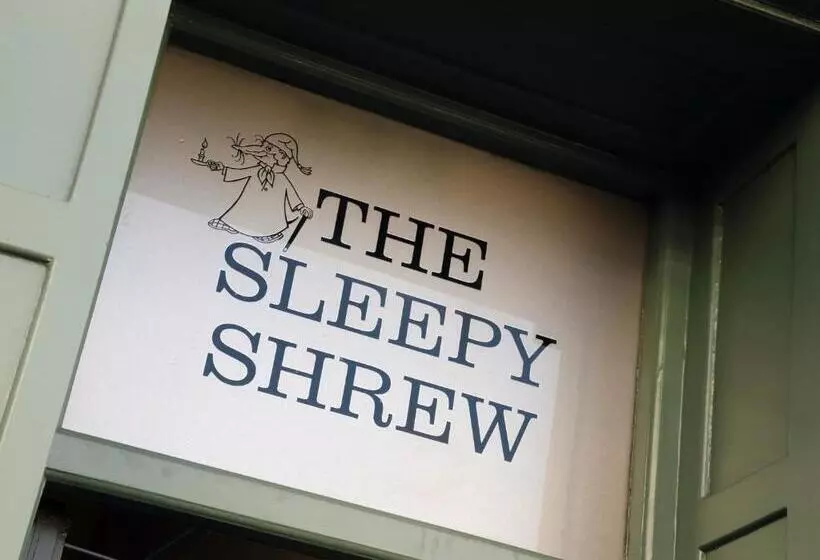 Hotelli The Loopy Shrew