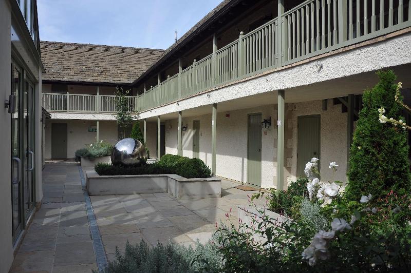 فندق Wild Thyme & Honey