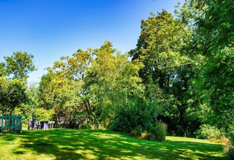 Penbontbren Luxury Bed And Breakfast