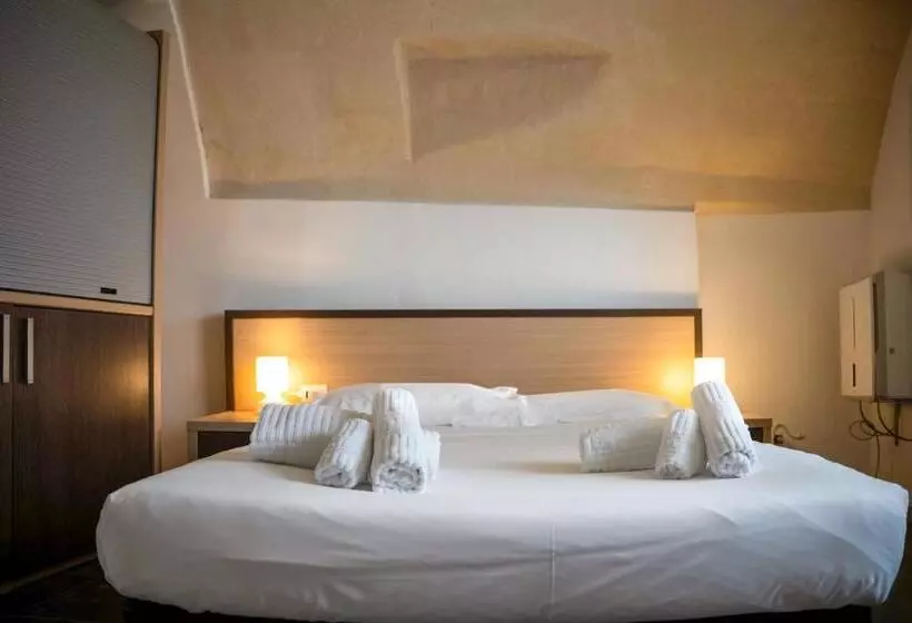 پانسیون Residence Le Vie Del Mosto