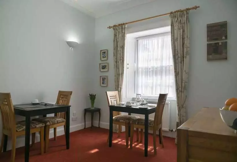 Queensberry House B&b