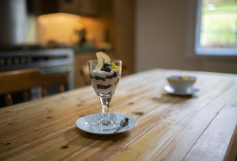 Queensberry House B&b