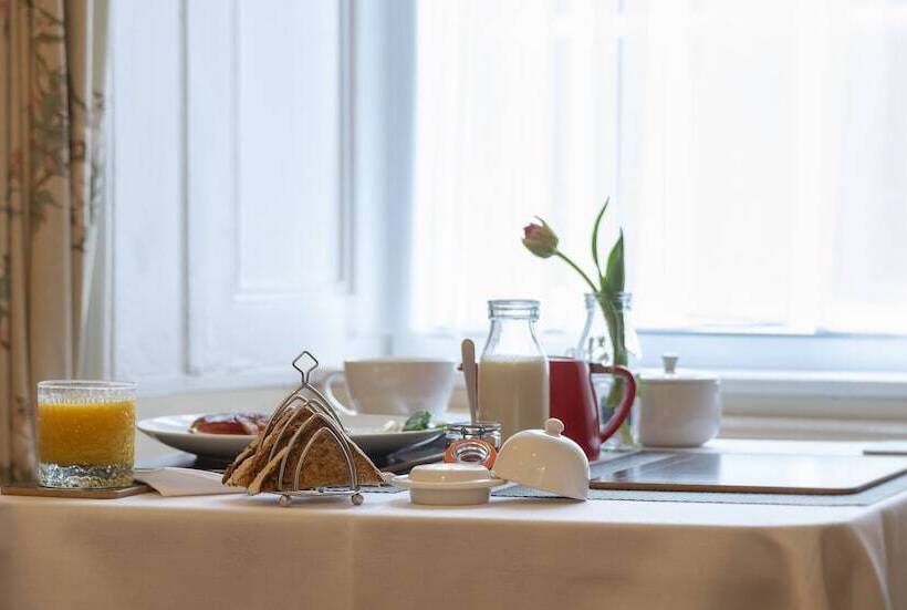 Queensberry House B&b