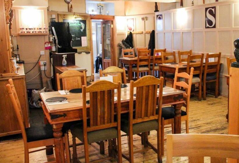 Station Hotel And Restaurant