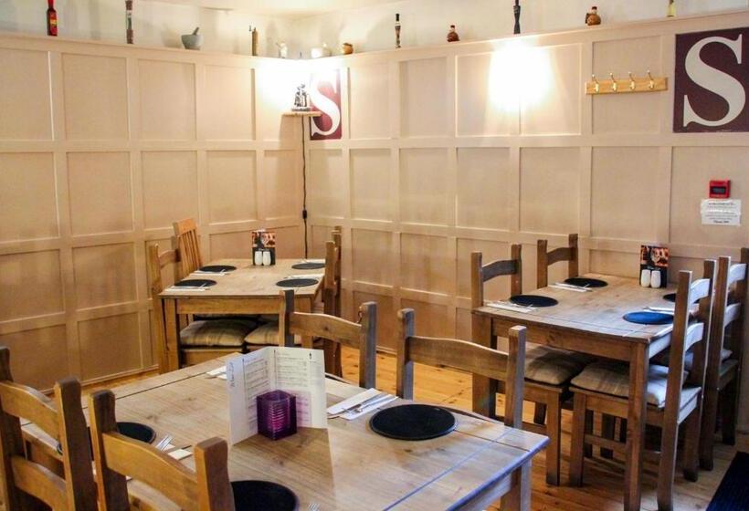 Station Hotel And Restaurant