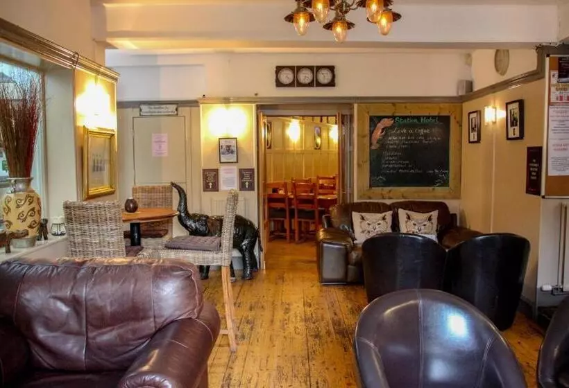 Station Hotel And Restaurant