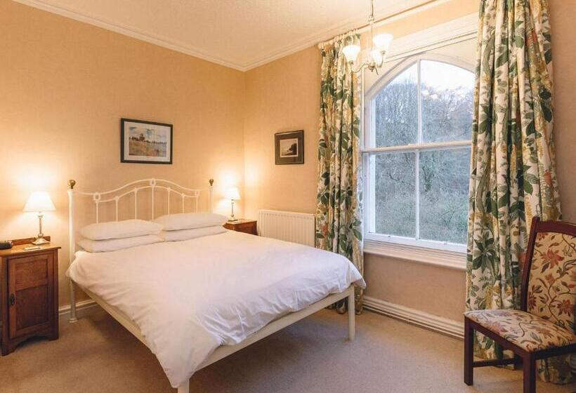 The Forest Country House B&b