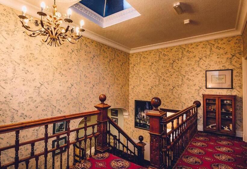 The Forest Country House B&b