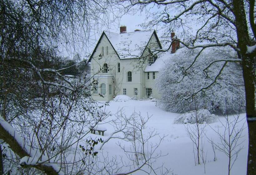 The Forest Country House B&b