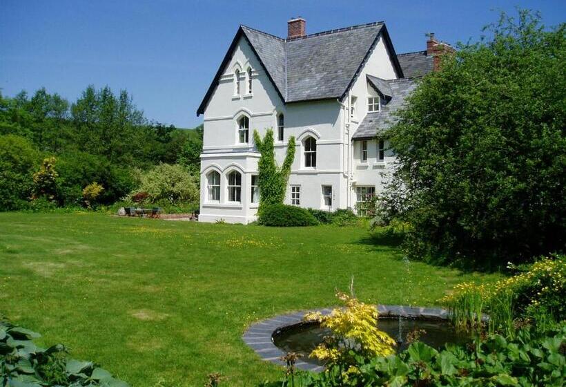 The Forest Country House B&b