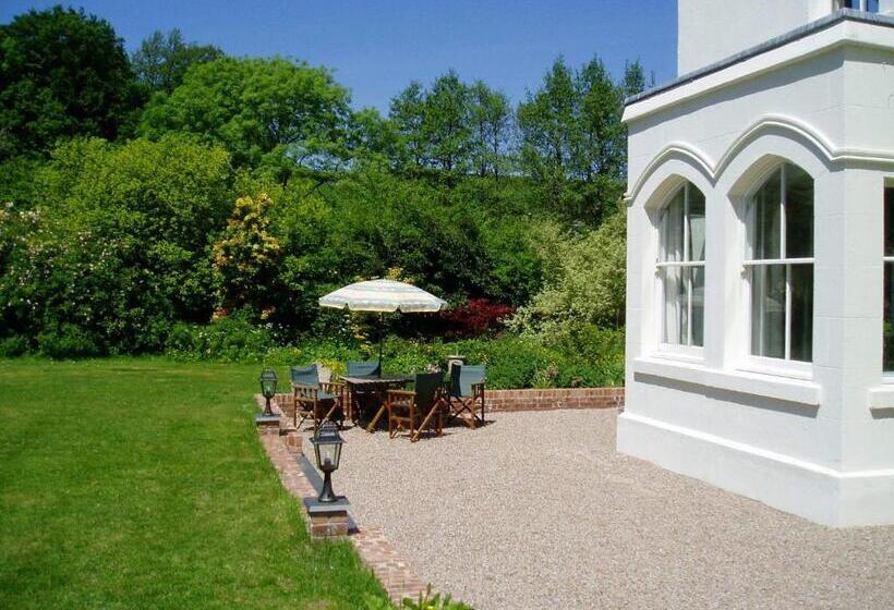 The Forest Country House B&b