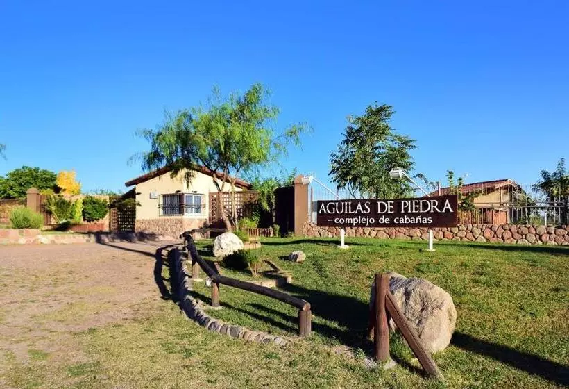 ユースホステル Aguilas De Piedra