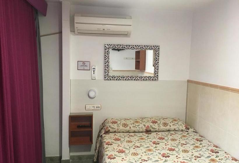 Auberge Hôtelière Pensión El Hidalgo