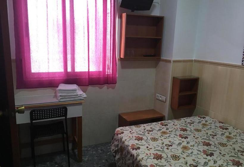 Auberge Hôtelière Pensión El Hidalgo