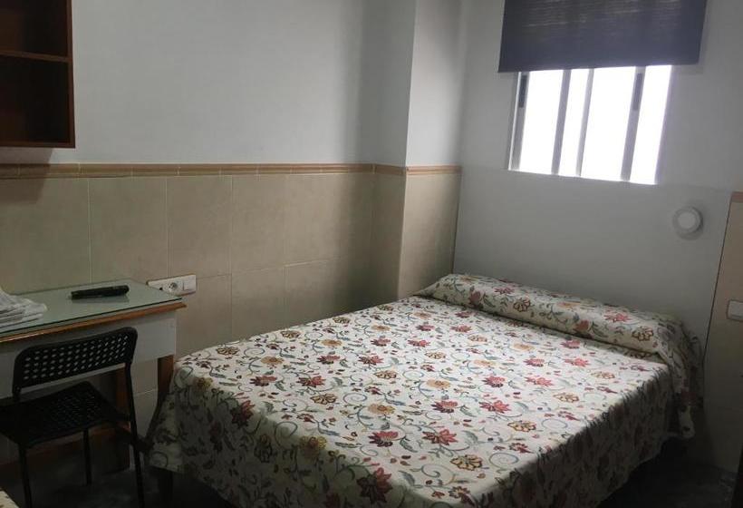 Auberge Hôtelière Pensión El Hidalgo