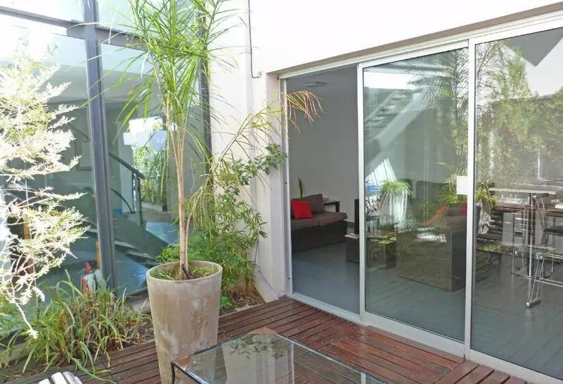 تختخواب و صبحانه Cañas Suites Urbanas