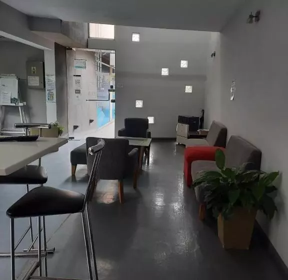 تختخواب و صبحانه Cañas Suites Urbanas
