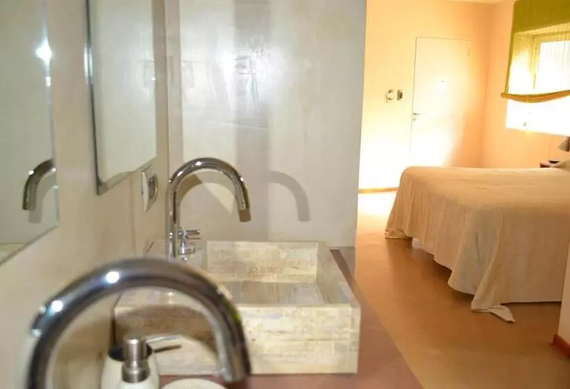 تختخواب و صبحانه Cañas Suites Urbanas