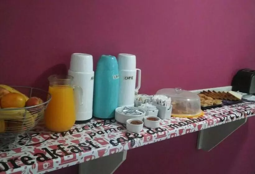 تختخواب و صبحانه Cañas Suites Urbanas