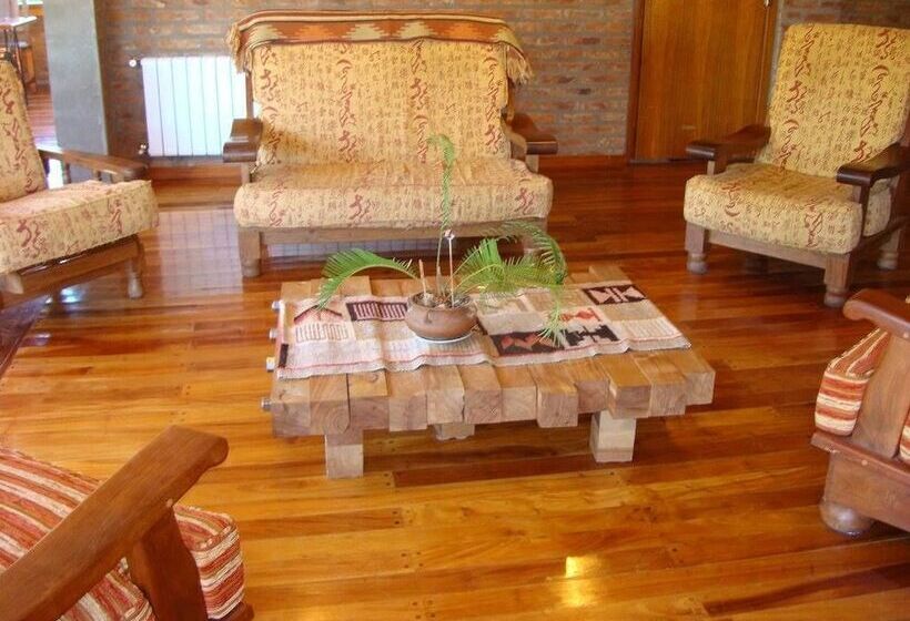 مبيت وإفطار Hosteria Miyazato Inn