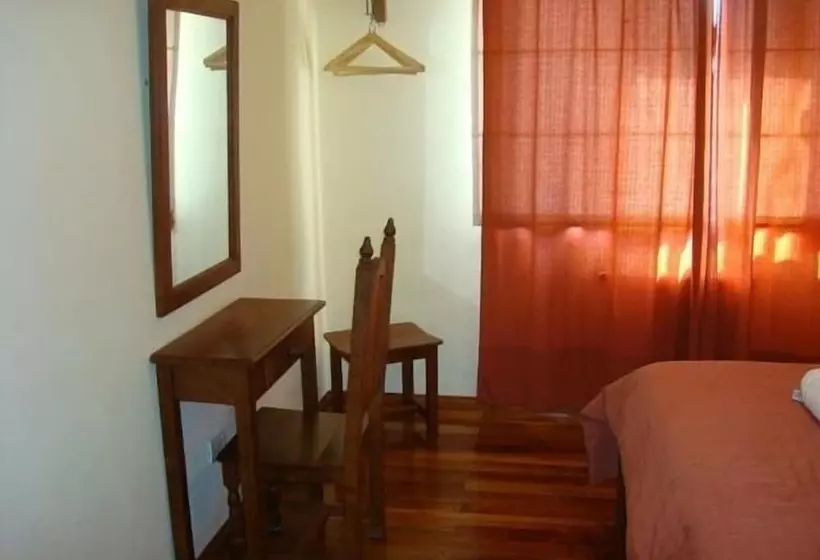 تختخواب و صبحانه Hosteria Miyazato Inn