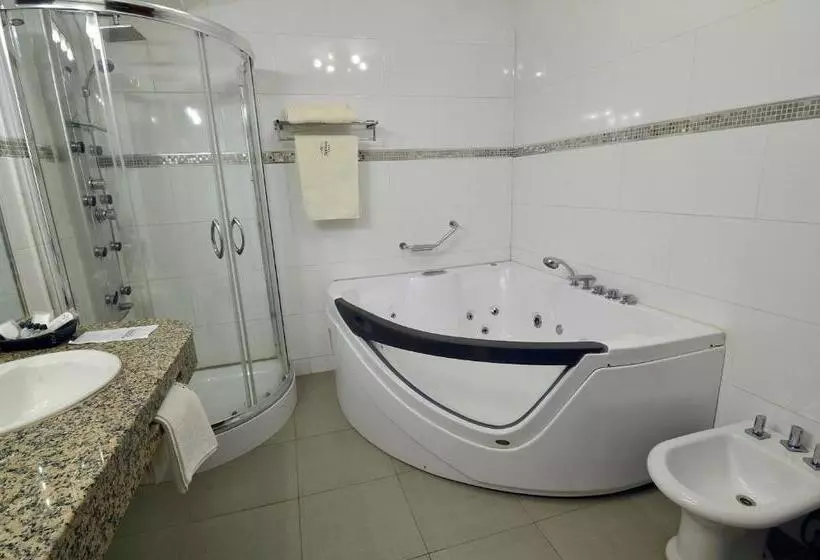 هتل Alto Verde Suite & Apart