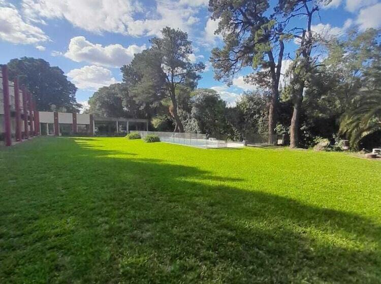 Hotel Mi Espacio Sur