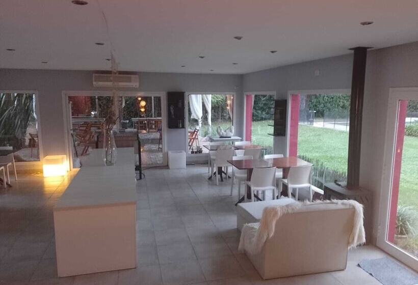 Hotel Mi Espacio Sur