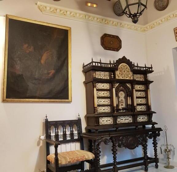 هتل Pensión Alfin