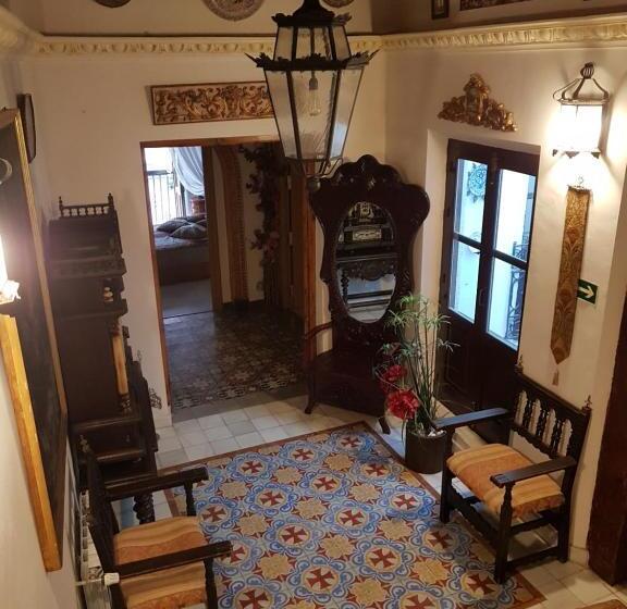 هتل Pensión Alfin