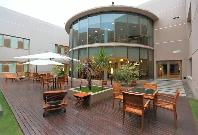 هتل Y Casino Del Rio General Roca