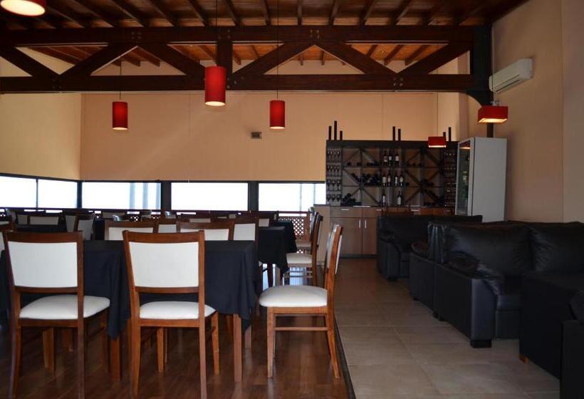 Rahuen Hotel/restaurant