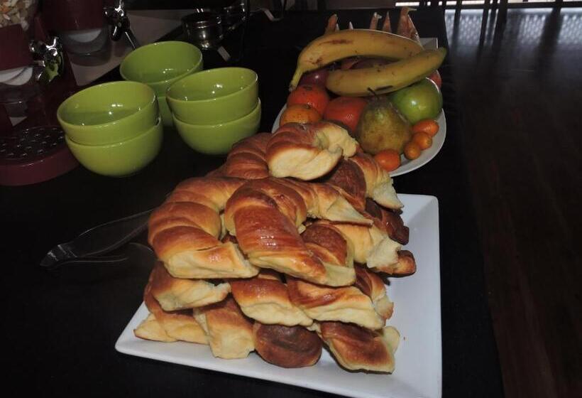 Rahuen Hotel/restaurant