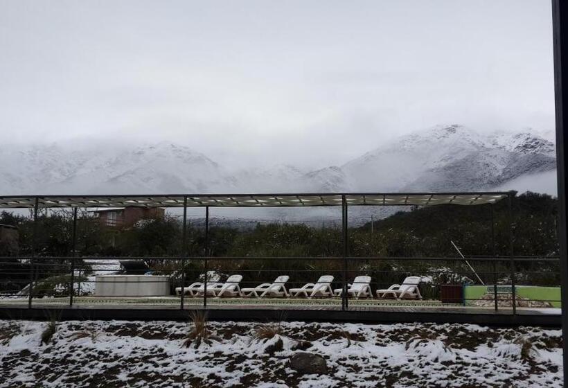 Rahuen Hotel/restaurant