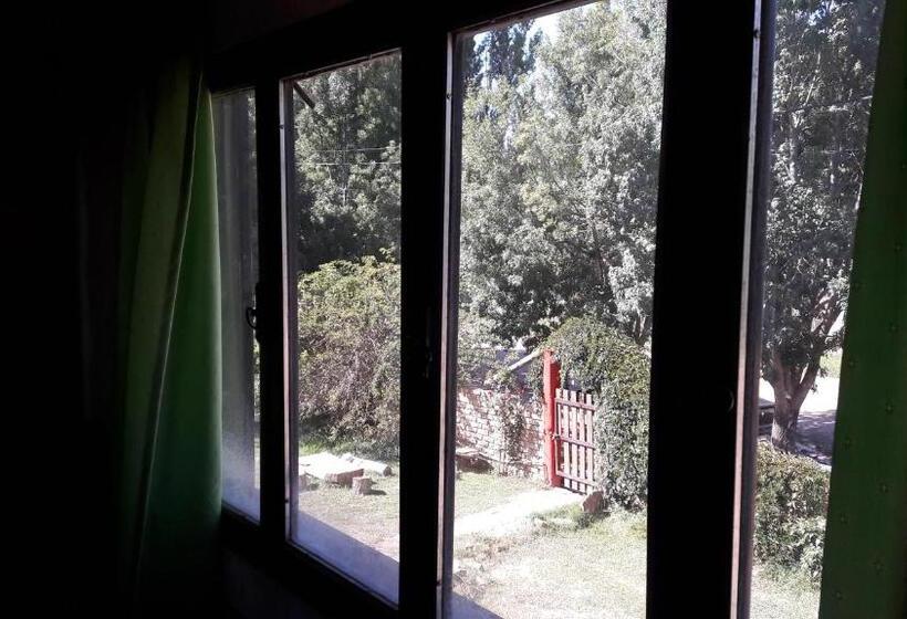 Samadi Hostel Uspallata