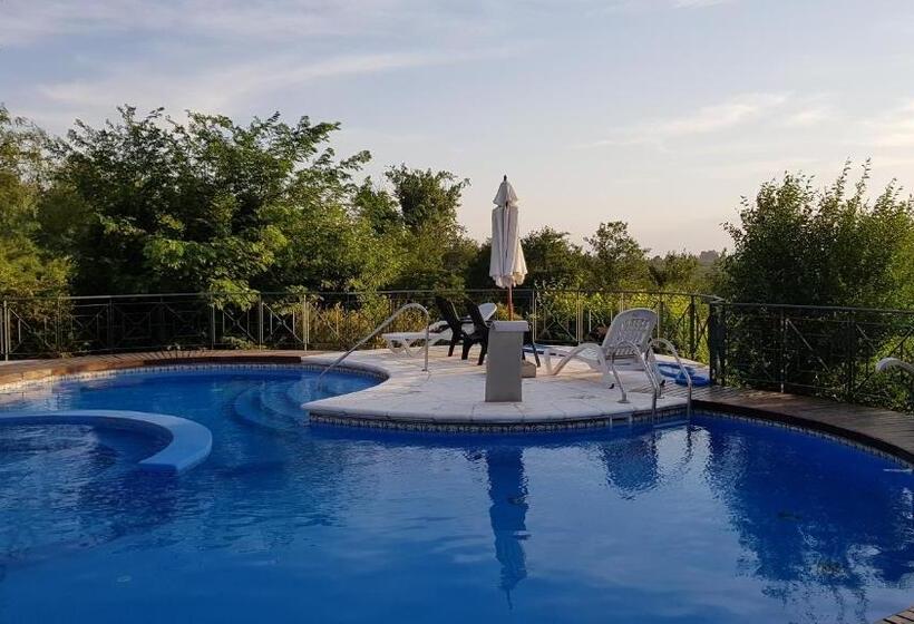 בית מלון כפרי Boutique Villa Art