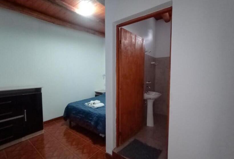 Общежитие Hostal Benjamin