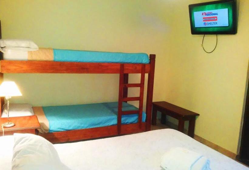 هاستل Hostal Del Norte