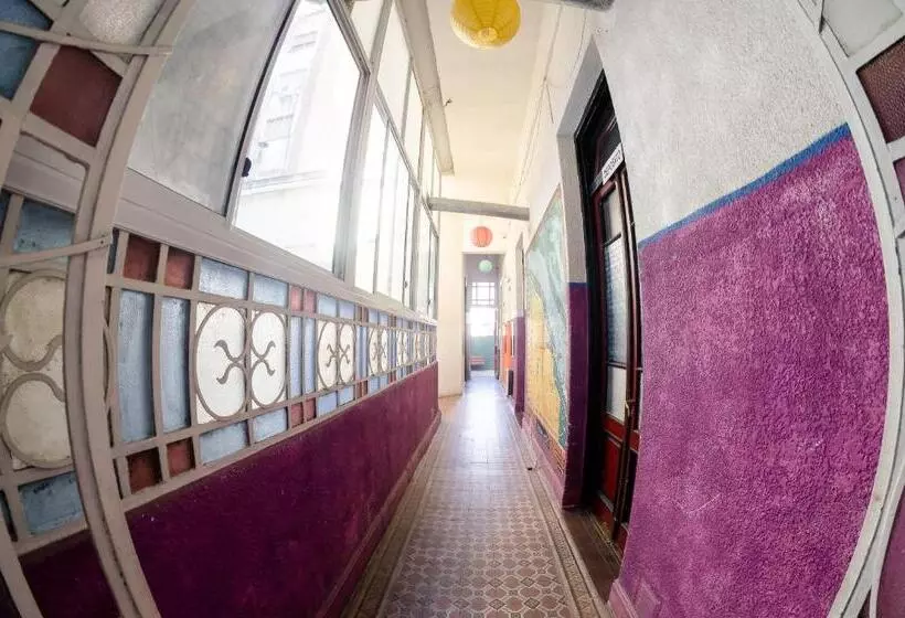 ベッドアンドブレックファースト Hostel La Nueva Comunidad