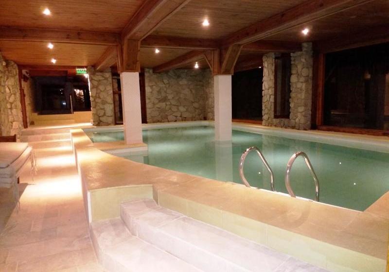 Dos Bahias Lake Resort