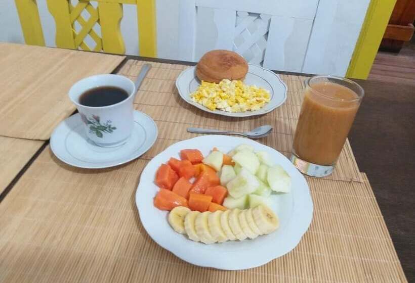 Galapagos Natural Life Hostel