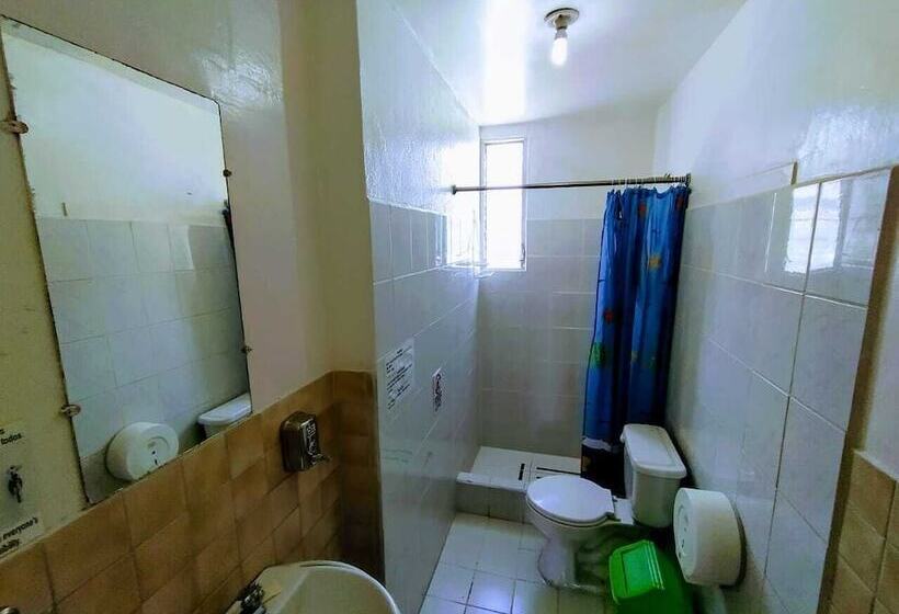 Galapagos Natural Life Hostel