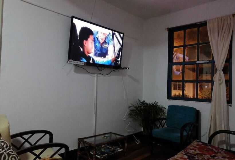 Galapagos Natural Life Hostel