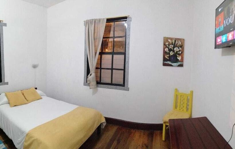 Galapagos Natural Life Hostel