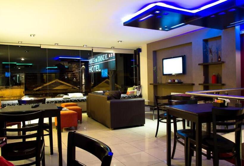 هتل Aires De Tandil